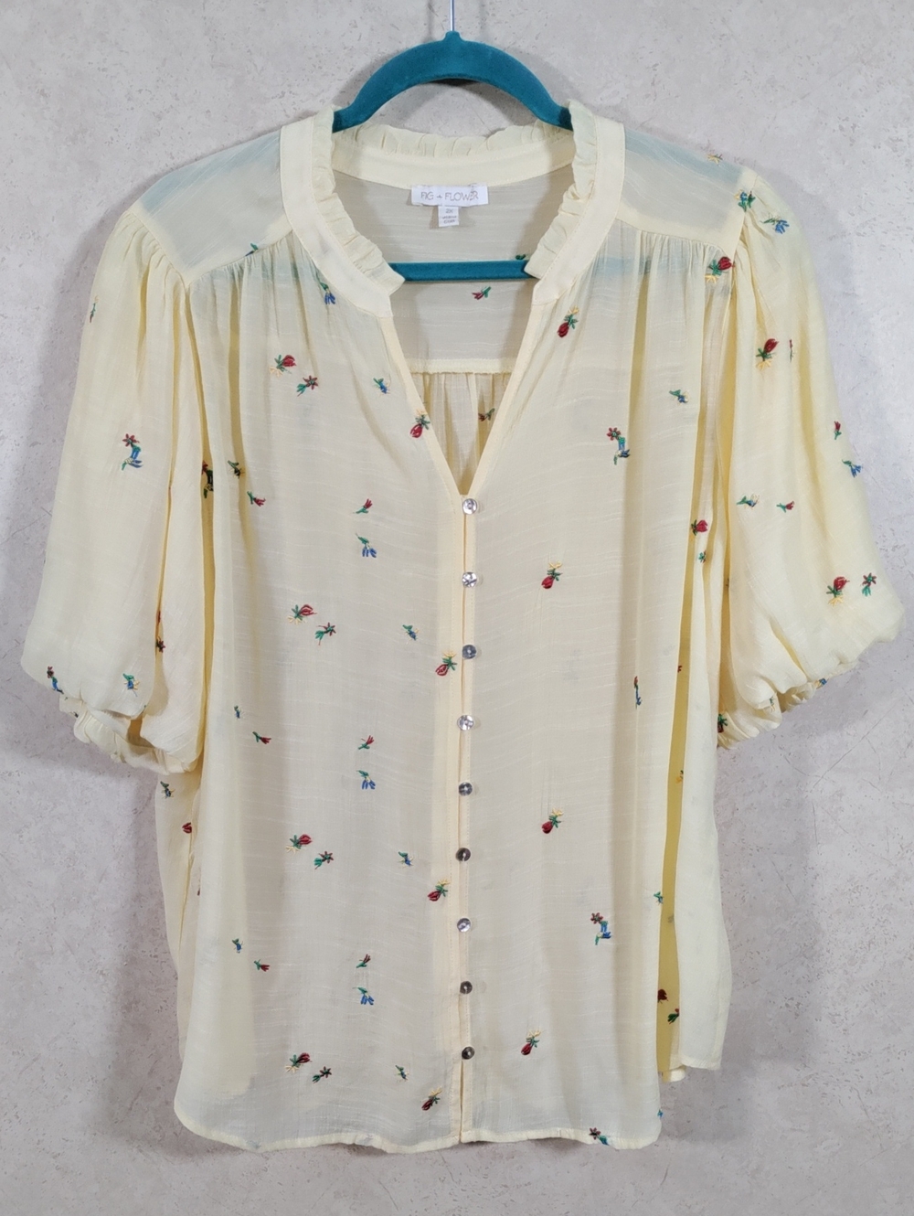 G103 Fig & Flower yellow button front puffy sleeve blouse 2X